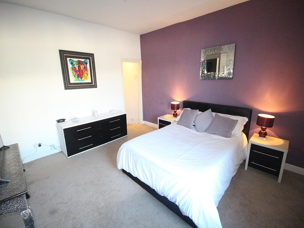 2 bedroom mid terrace house For Sale in Burnley - IMG_1127.jpg
